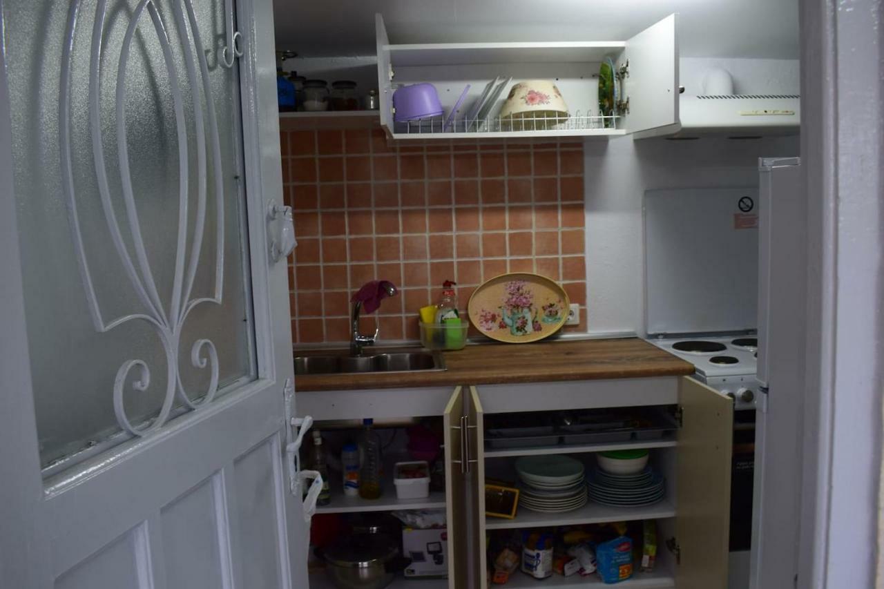 R Apartment อาร์เตมีดา ภายนอก รูปภาพ